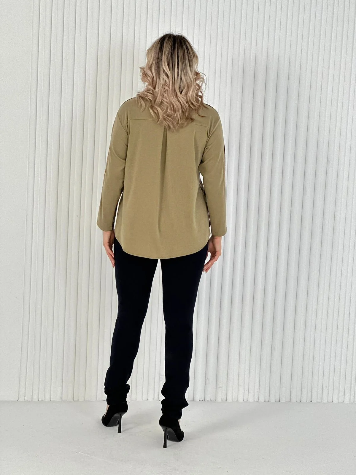 Product thumbnail 11